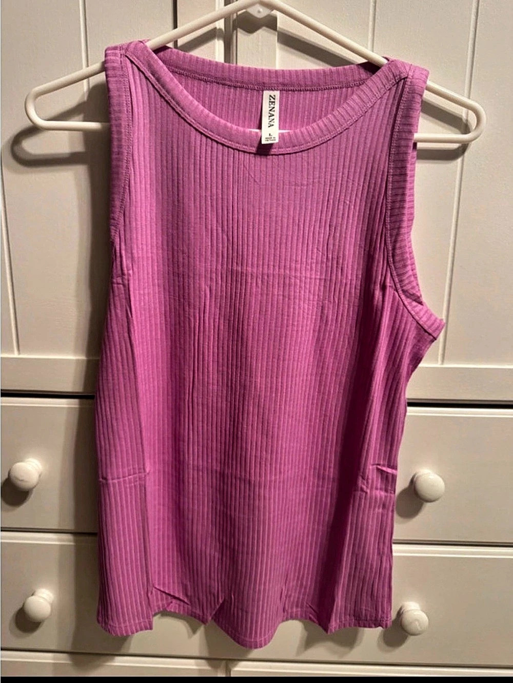 ZENANA Ribbed Tank Top in Pink Size Large Like New